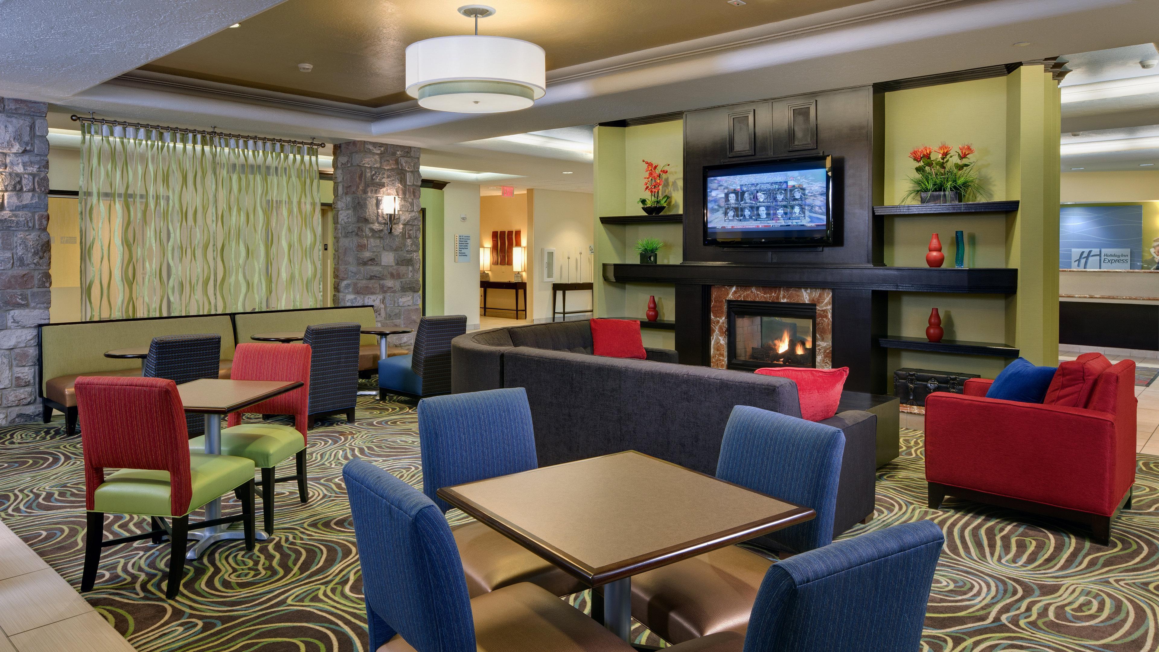 Holiday Inn Express Hotel & Suites Saginaw By Ihg Extérieur photo