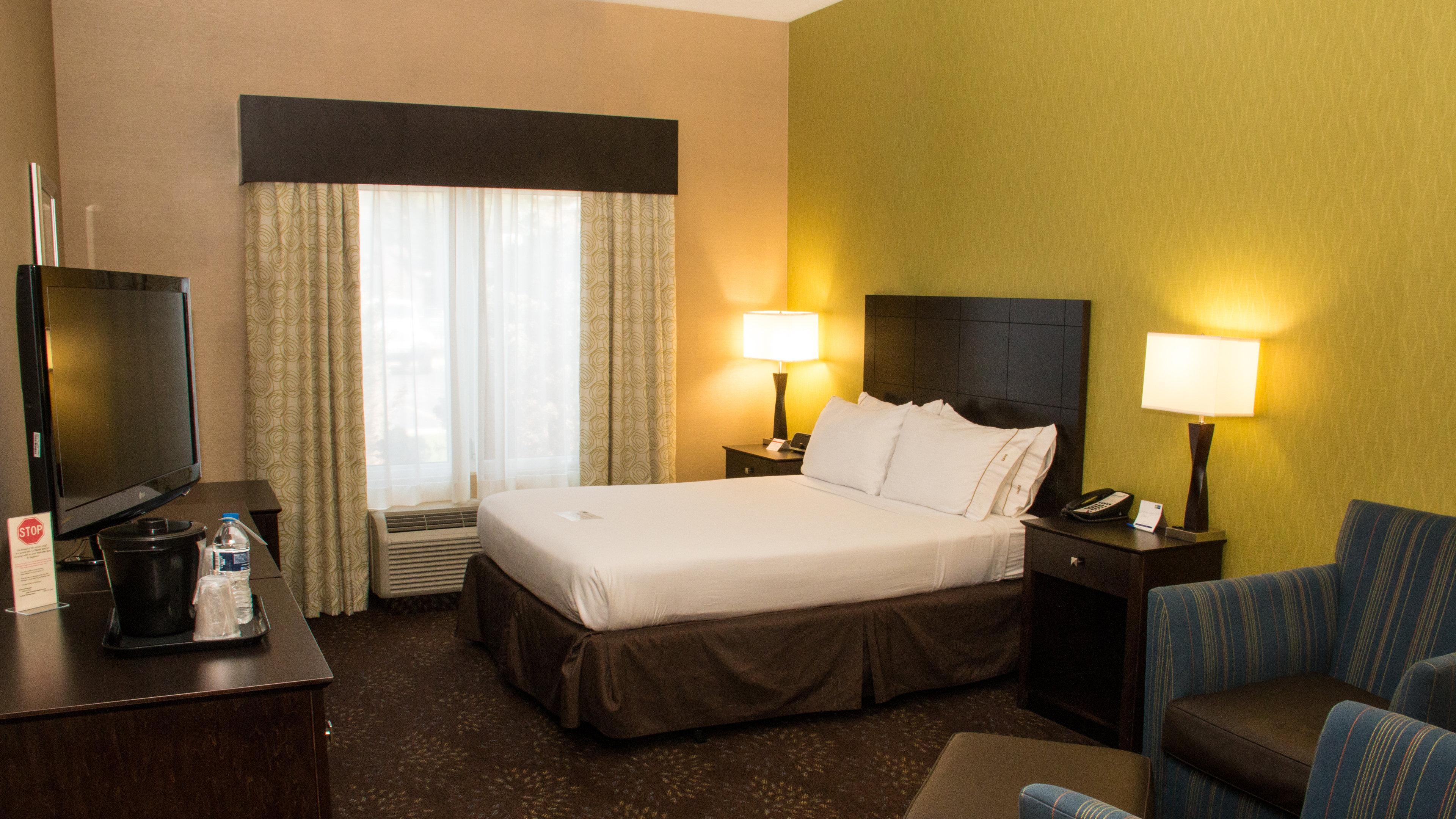 Holiday Inn Express Hotel & Suites Saginaw By Ihg Extérieur photo